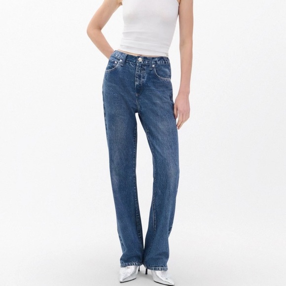 Rag/bone Miramar Shea relaxed look like denim. MOST COMFORTABLE JEANS YOU’LL OWN